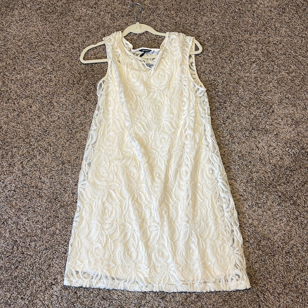White lace women’s dress with slip size large